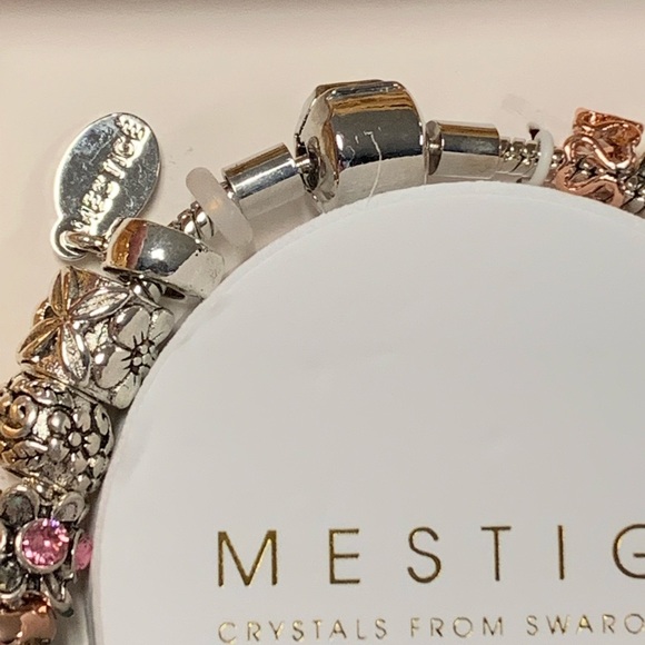 ✨HP✨Two-Tone Cherished Bracelet - Picture 7 of 14